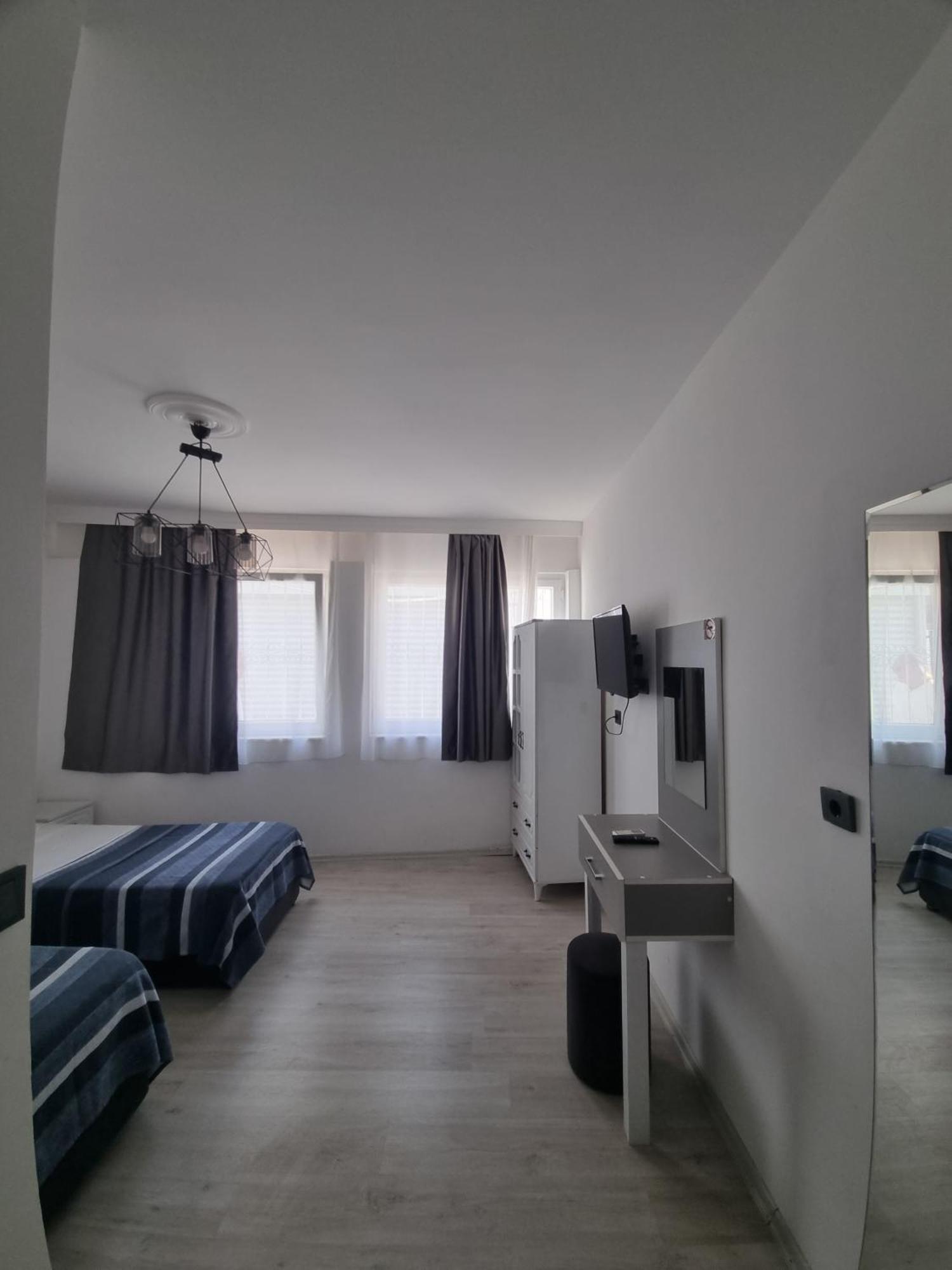Kardelen Otel *